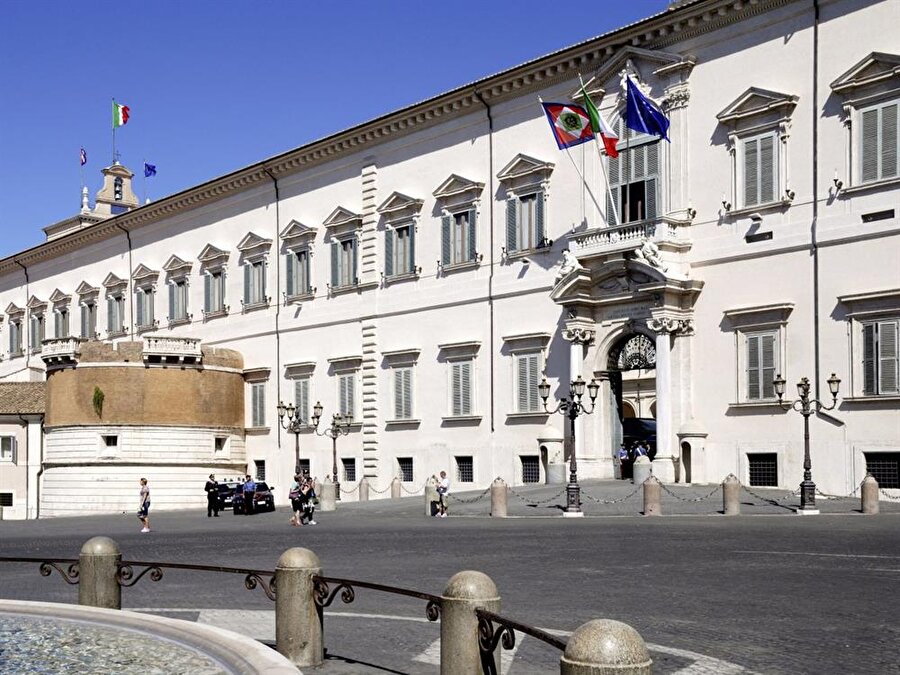 Quirinal Sarayı, İtalya

                                    
                                