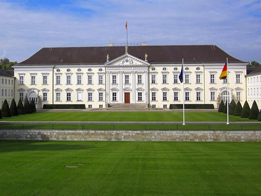 Bellevue Sarayı, Almanya

                                    
                                