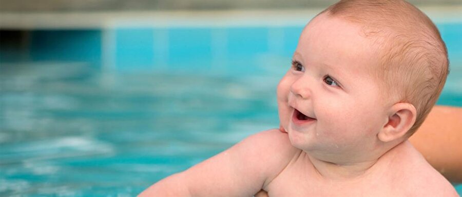 Yeni doğan bebekler nefeslerini kontrol etmeyi bilmezler. Yüzmeye erken başlayan çocuklar nefes kontrolünü daha erken öğrenmeye başlar. 