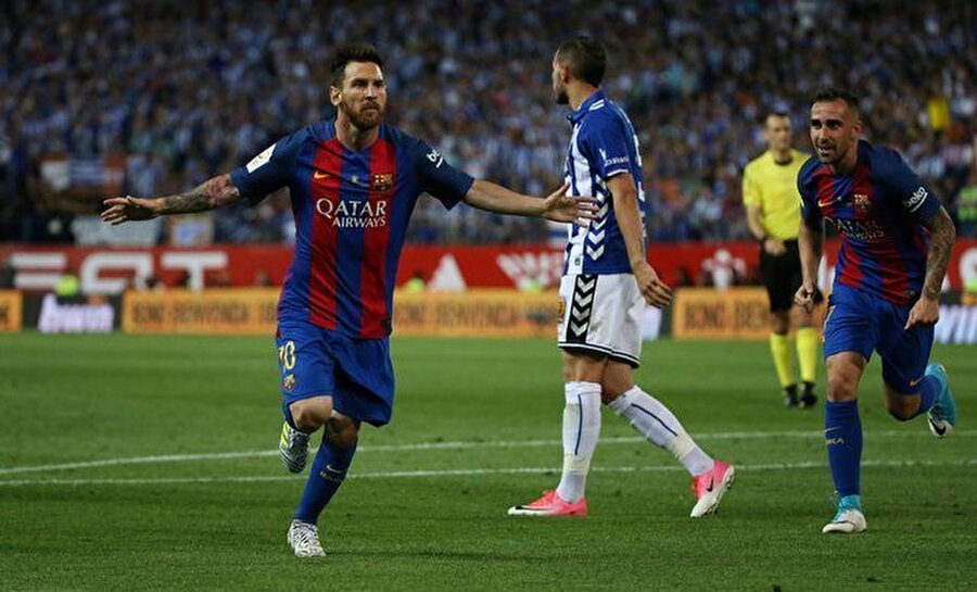 4. Lionel Messi (Barcelona) - 151.7 milyon Euro

                                    
                                