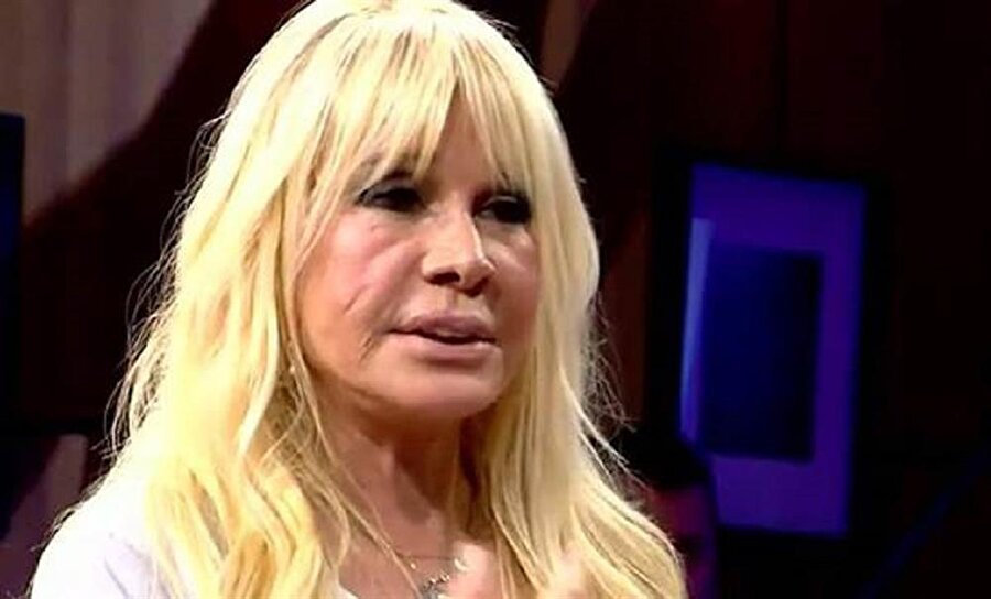 Ünlü gazeteci Pakize Suda'nın annesi vefat etti