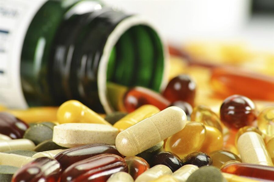 Vitamin seviyeniz düşükse ve vücudunuz bu ihtiyacı tükettikleriyle kapatamıyorsa o zaman doktorunuzun önerdiği ilaçları kullanabilirsiniz.
