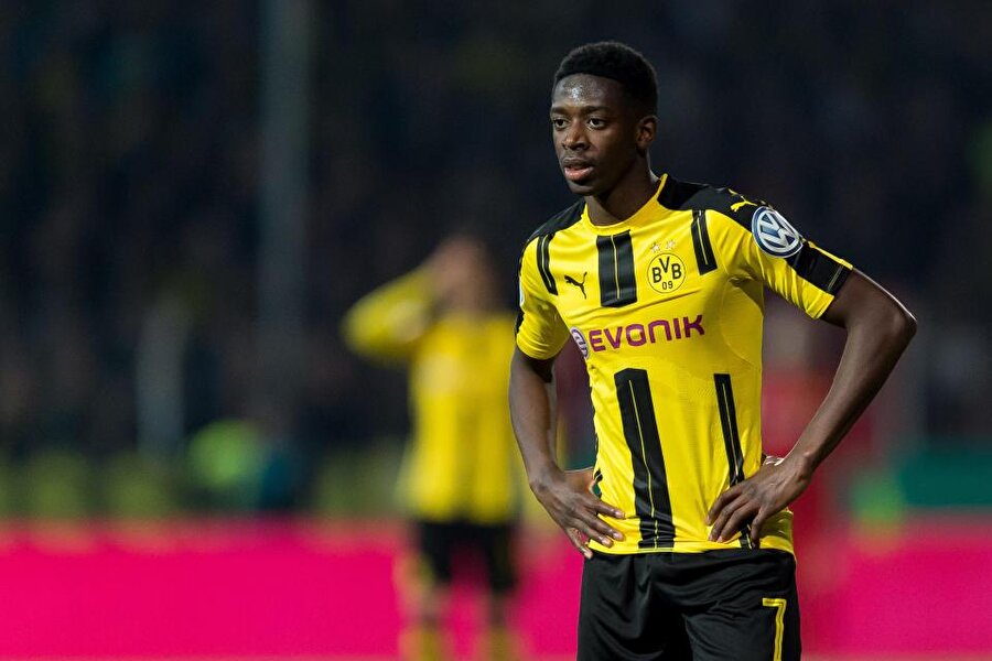 Ousmane Dembele

                                    
                                    
                                    Borussia Dortmund / Fransa / Sağ Kanat
                                
                                
                                