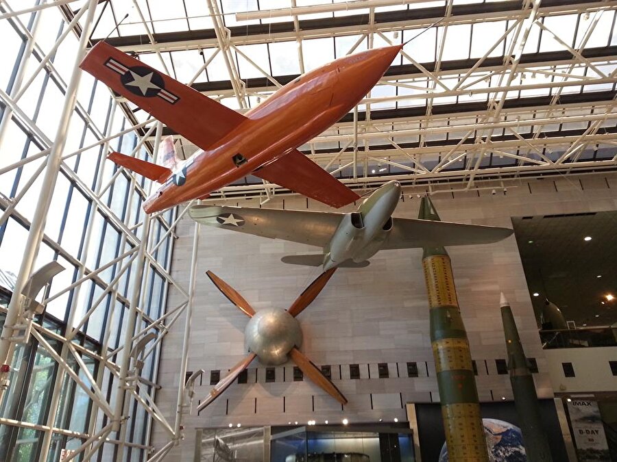 Ulusal Hava ve Uzay Müzesi, Washington

                                    7,5 milyon ziyaretçi
                                