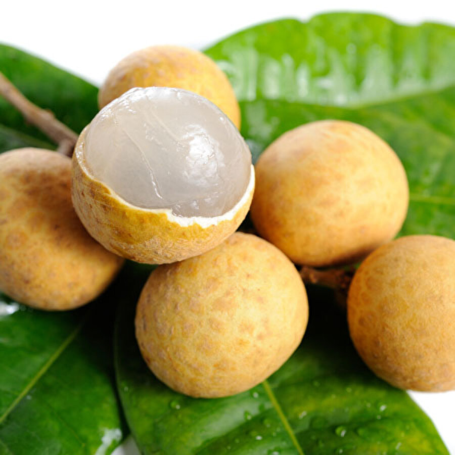 Longan
Longan; C vitamini, kalsiyum, demir ve fosfor açısından son derece zengindir.