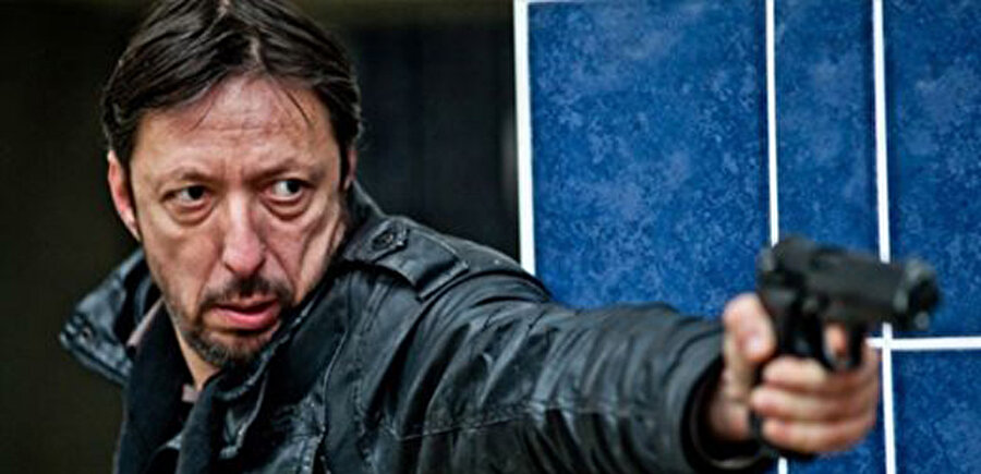 Gazi Koşusu'nda görüntülendi!
Türk Gazi Koşusu bu yıl 91.kez düzenlendi. Sanat ve iş camiasından birçok ismi buluşturan geleneksel koşuyu izleyenler arasında oyuncu Hakan Boyav da yer aldı.