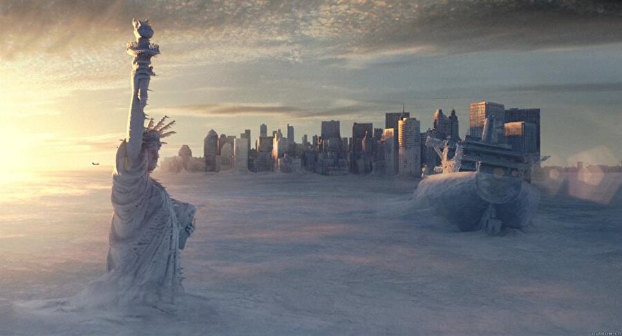 The Day After Tomorrow (Yarından Sonra) / IMDB 6,4

                                    
                                    Dünya, doğanın gazabına uğramaktadır. Şiddetli kasırgalar Los Angeles'ı haritadan silmiş, Yeni Delhi karlar altına gömülmüş, Tokyo devasa dolu yağışıyla yıkılırken New York ani iklim değişikliği ile dev dalgaların tehditi altında kalmıştır. Bir iklim bilim uzmanı olan Jack Hall, dünyayı, küresel ısınmanın tetiklediği bu felaketten kurtarmak için çözüm arayışındadır.
                                
                                