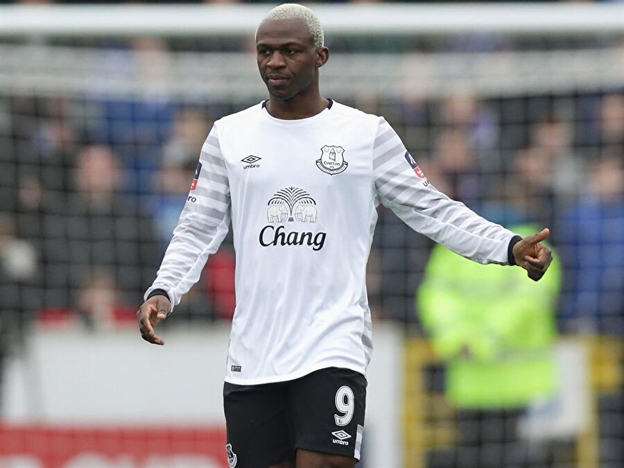 Fildişi Sahilli futbolcu Sivasspor'a imza attı.