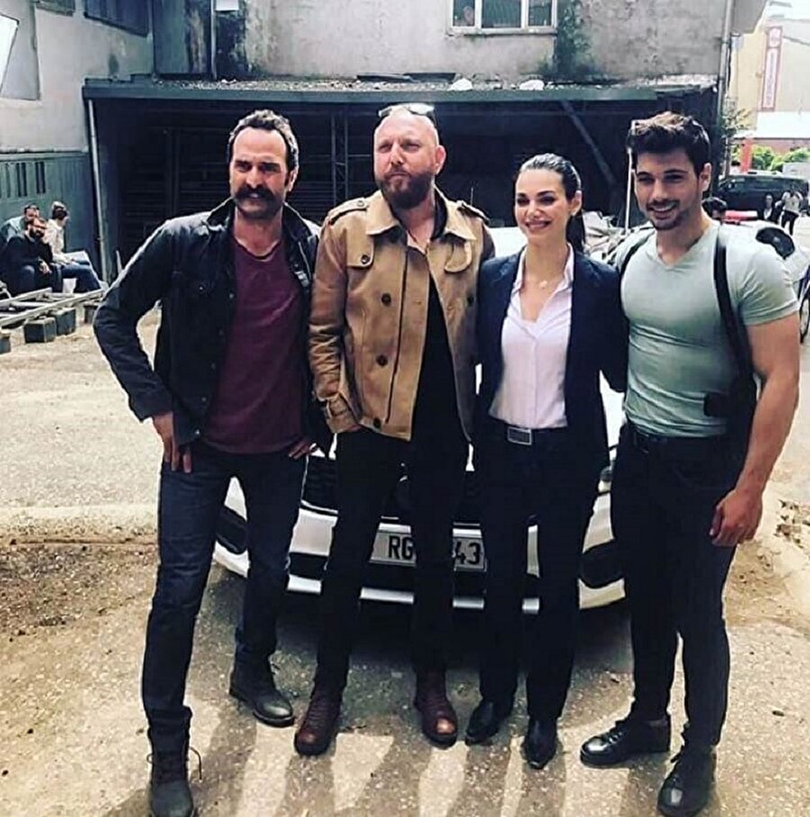 Nerdesin Birader dizisinde yönetmen krizi yaşanıyor