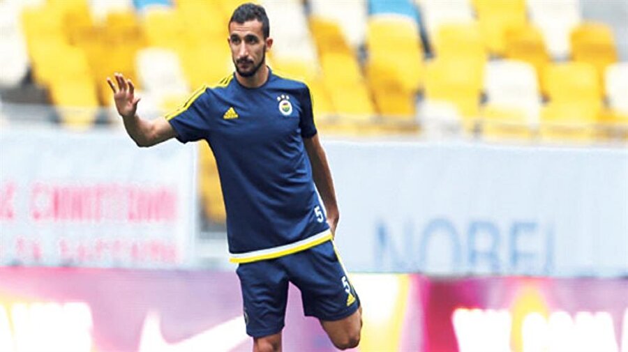 Mehmet Topal kavga eden iki futbolcuyu uyardı: "İkinizi de döverim"