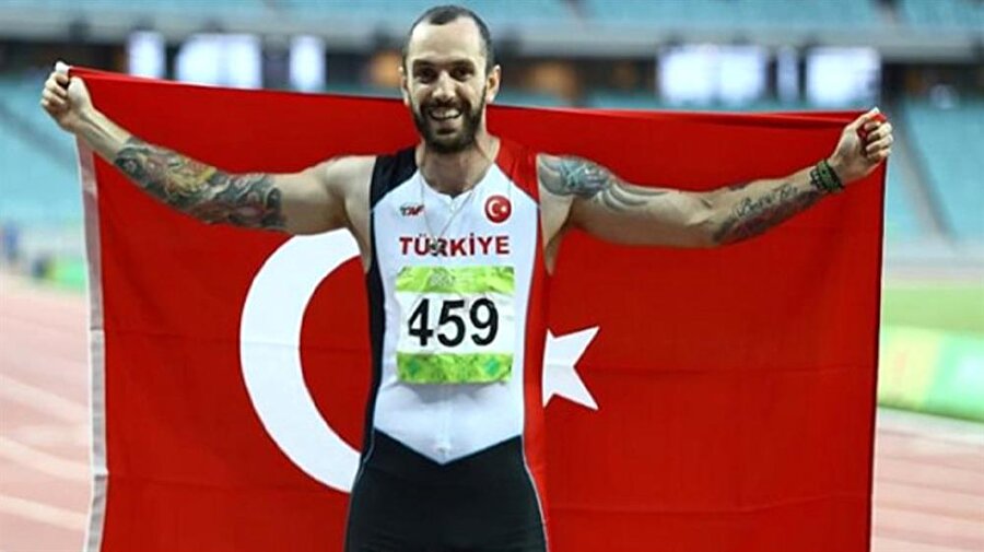 Ramil Guliyev 100 metre yarışında tarih yazdı
