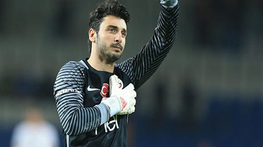Galatasaray ile Malaga anlaştı: Cenk Gönen İspanya yolcusu
