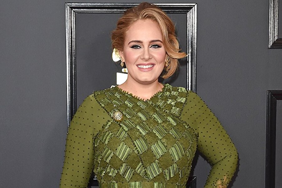2011 - Adele / Rolling the Deep

                                    Satan kopya sayısı: 5.824.000
                                