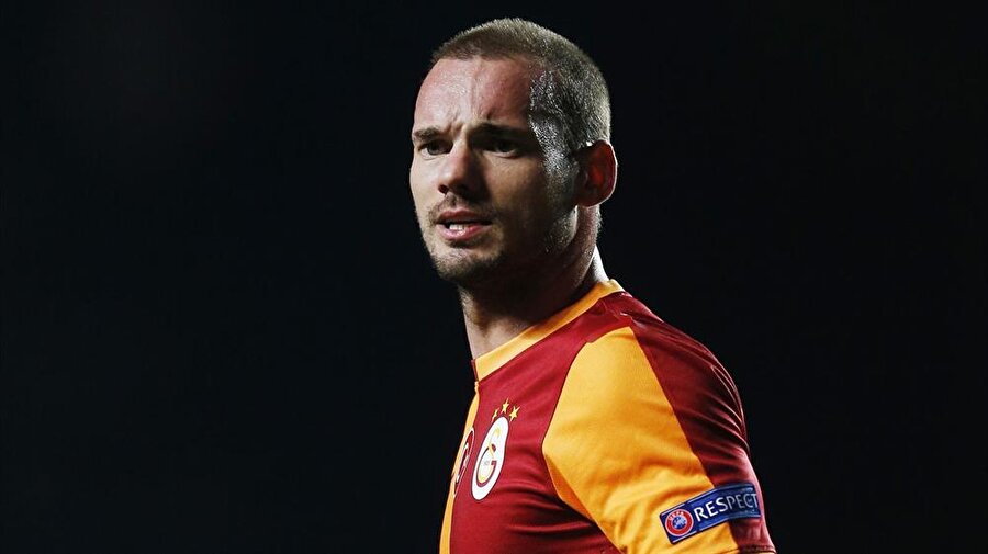 Sneijder, UEFA listesinde yok!