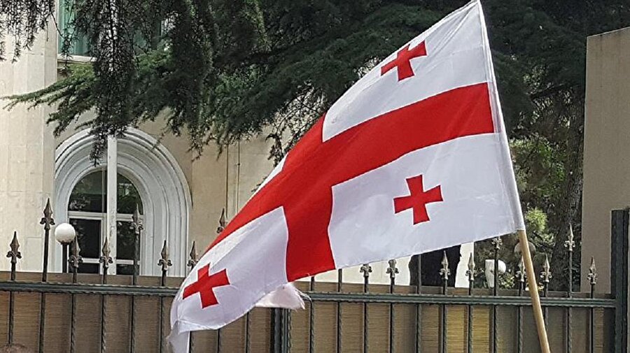 Gürcistan, FETÖ okulunun müdürünü kabul etmedi