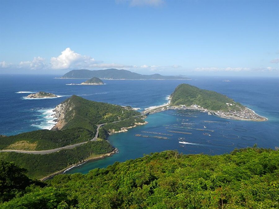 Japonya'da kadınların girmesinin yasak olduğu Okinoshima adası UNESCO Dünya Miras Listesi’ne girdi.
