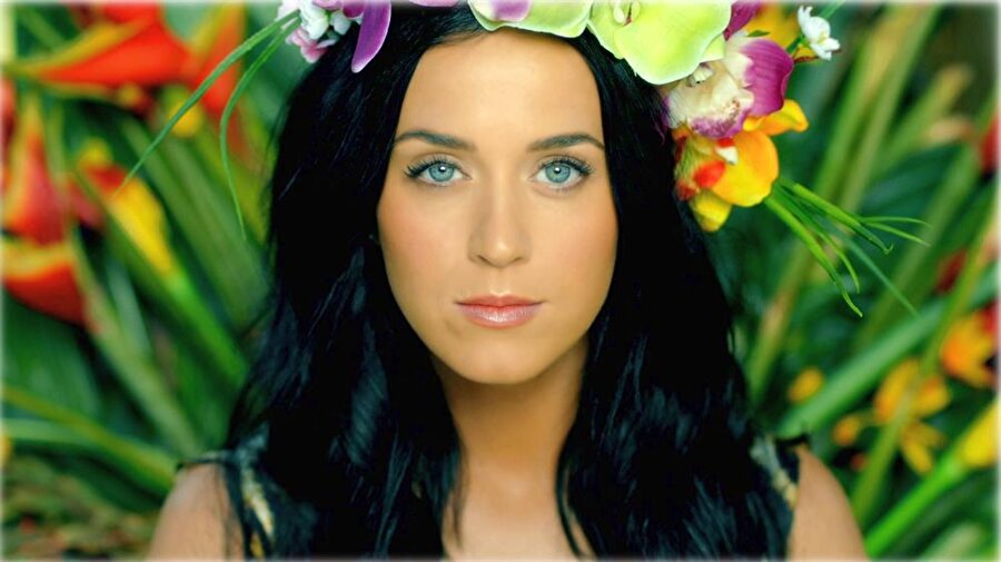 Katy Perry - Roar

                                    2,186,400,973
                                
