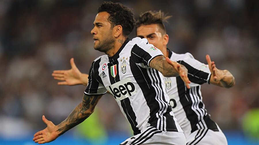 Dani Alves'in yeni adresi belli oldu: PSG'ye gidiyor