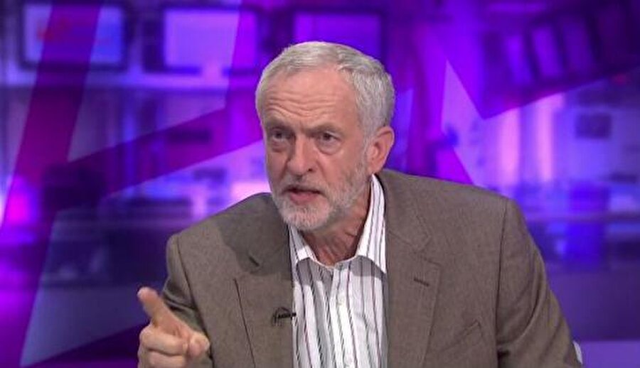 İngiliz İşçi Partisi lideri: BBC yalan haber yapıyor
İngiliz İşçi Partisi’nin lideri Jeremy Corbyn’in istifa ettiğine dair iddiaları gündeme getiren BBC’ye tepki gecikmedi. Geçtiğimiz Şubat ayında BBC’nin yaptığı haber sonrasında Corbyn “BBC’nin yalan haber yapması nedeniyle şaşkınım” şeklinde açıklama yaptı.