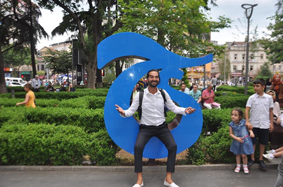 ​Kitap geliriyle Afrika'da 18 kişinin hayalini gerçekleştirdiler