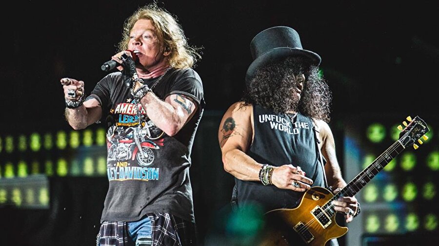 Guns N’Roses 
42.3 milyon dolar