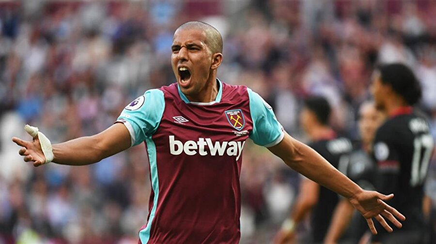 Fenerbahçe devreye girmişti: Feghouli'nin menajerinden Galatasaray açıklaması