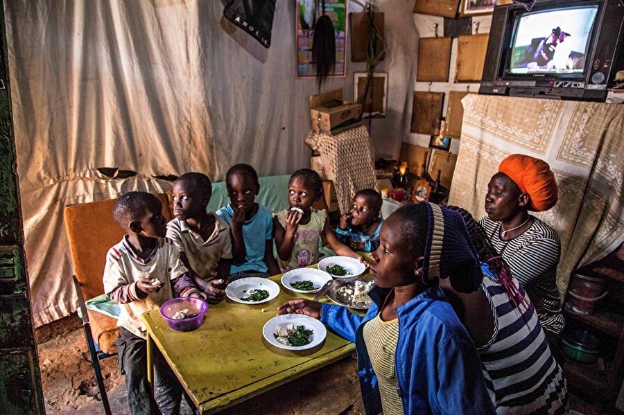 ​Teneke evlerdeki yaşam mücadelesi