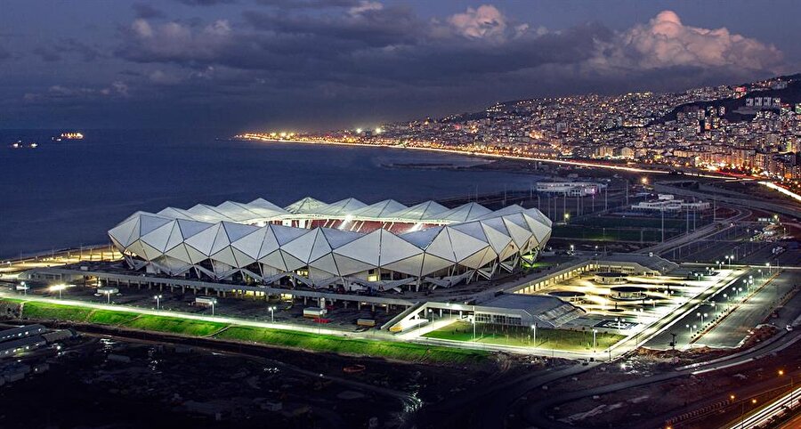 Trabzonspor'da yeni sezon kombineleri satışa çıktı