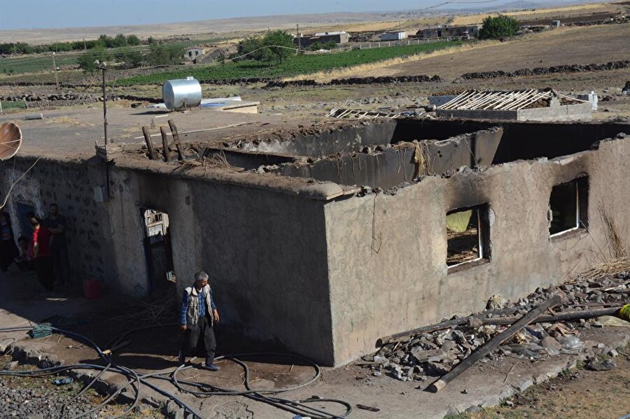 ​Yangında üç küçük kardeş can verdi