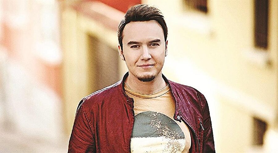 ​Mustafa Ceceli'den şaşırtan İnstagram kararı