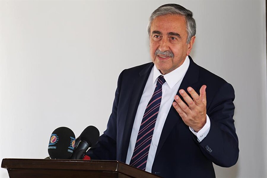 KKTC Cumhurbaşkanı Mustafa Akıncı, "Kıbrıs’ta siyasi eşitliğe dayalı iki kesimli iki toplumlu federal bir yapı için gösterilen tüm çabalar ne yazık ki sonuçsuz kalmıştır." dedi.

                                    
                                