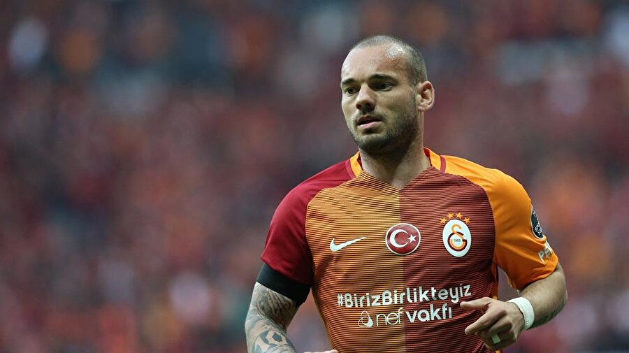 Sneijder'e sürpriz talip: Ülkesine mi dönüyor?