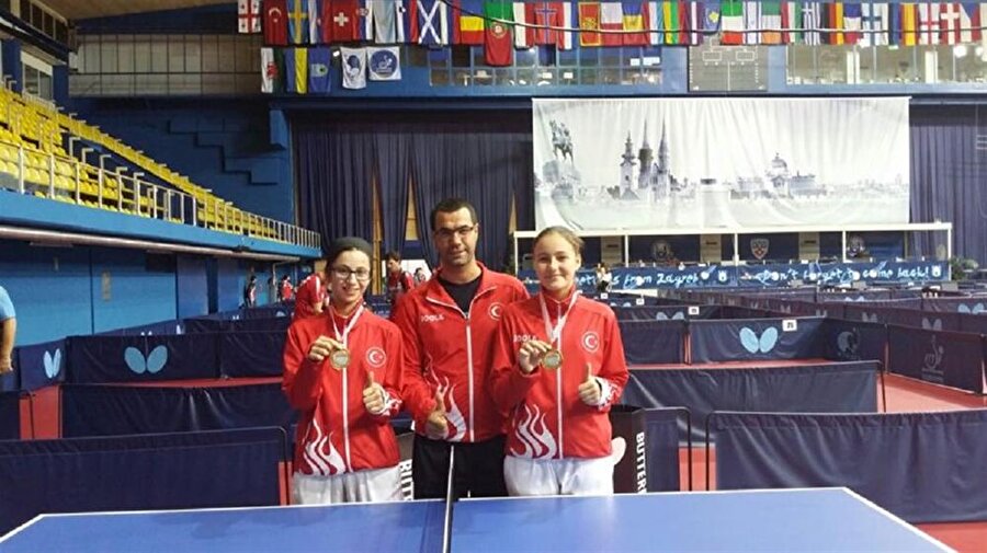 Milli sporcularımız Özge Yılmaz ve Ece Haraç Türkiye'ye bronz madalya coşkusu yaşattı.