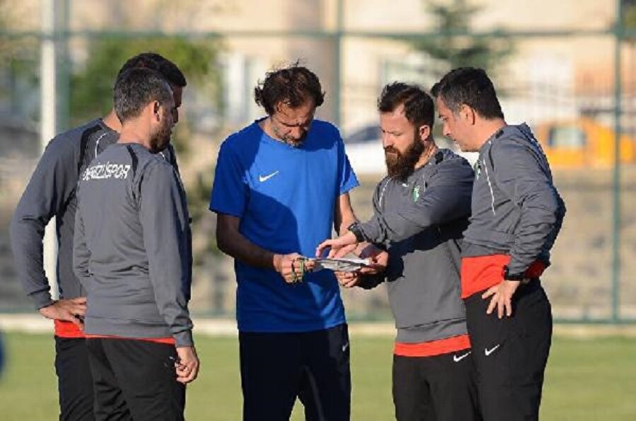 Denizlispor Teknik Direktörü Yusuf Şimşek.