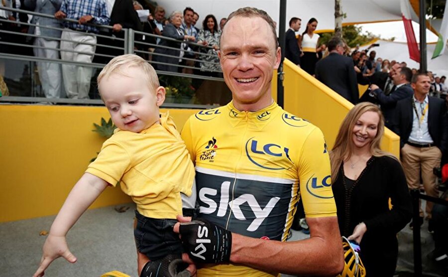 Chris Froome ve oğlu.