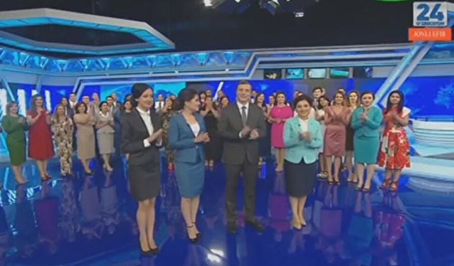 Özbekistan'da ilk kez 24 saat yayın yapacak olan "Özbekistan 24" TV kanalı açıldı.

                                    
                                    
                                
                                