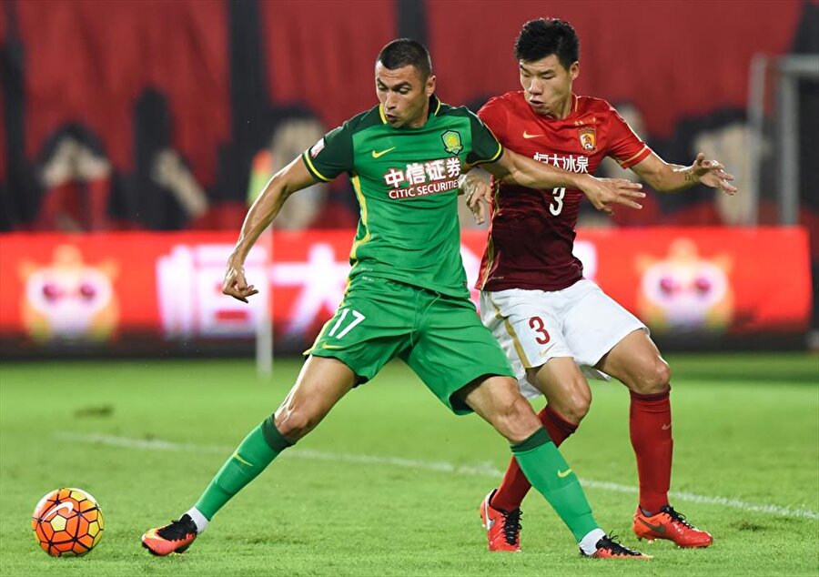 Burak Yılmaz'dan mesaj var.