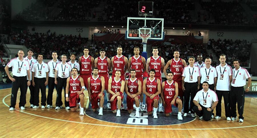 Türkiye milli basketbol takımının 2010 FIBA Dünya Basketbol Şampiyonası'nda ikinci olması

                                    
                                    
                                
                                