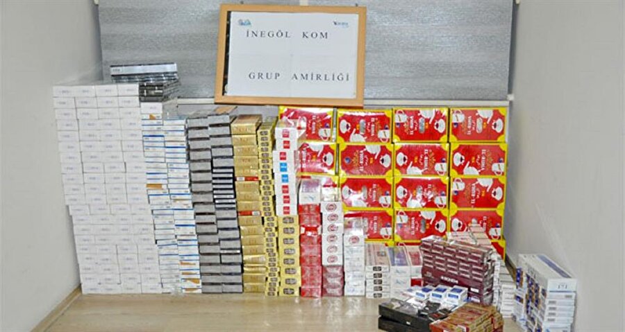 Gümrük muhafaza ekiplerinin gerçekleştirdiği 2 farklı operasyonda toplam değeri 578 bin 851 lira olan kaçak sigara ve çay ele geçirildi.