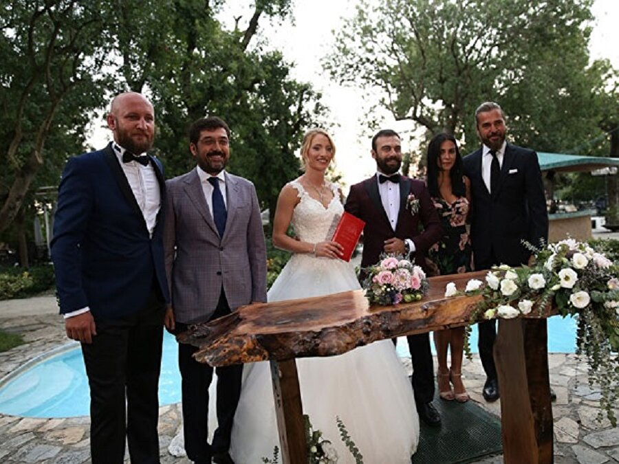 ​Diriliş'te düğün var