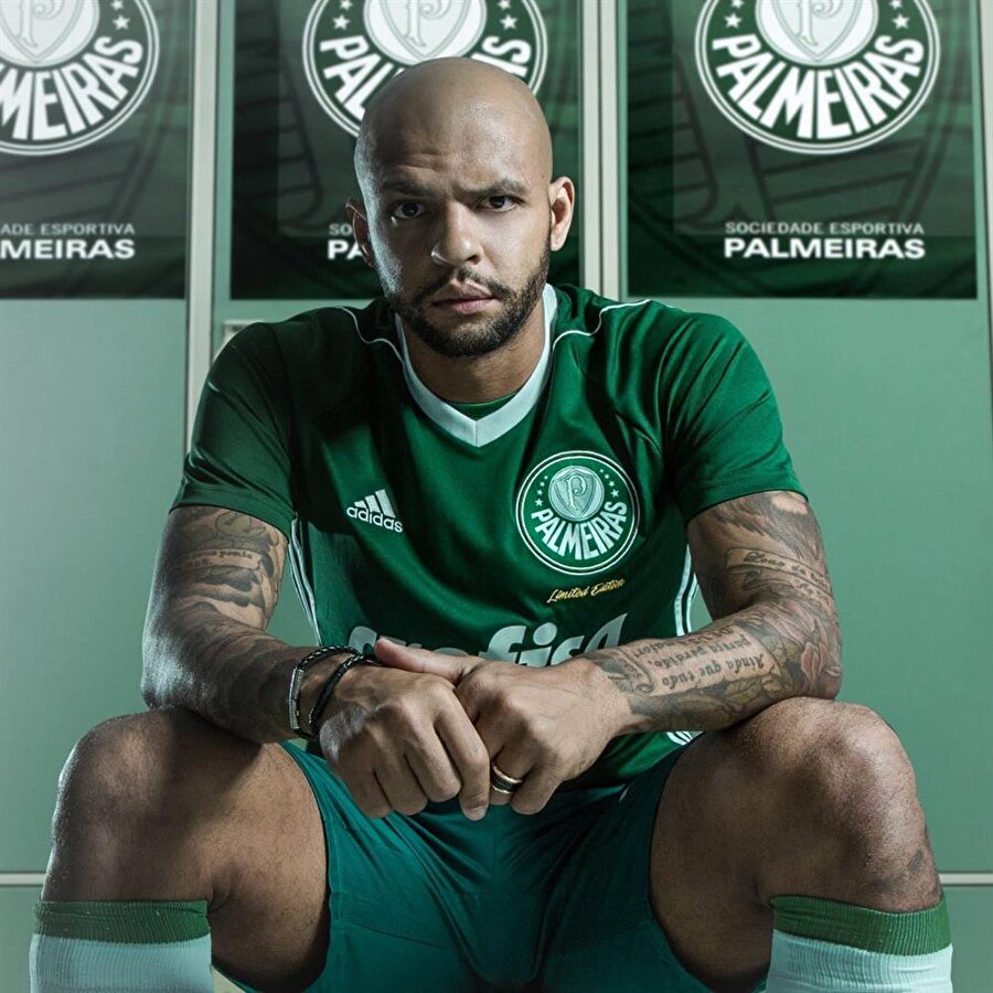 Felipe Melo geri dönüyor!​