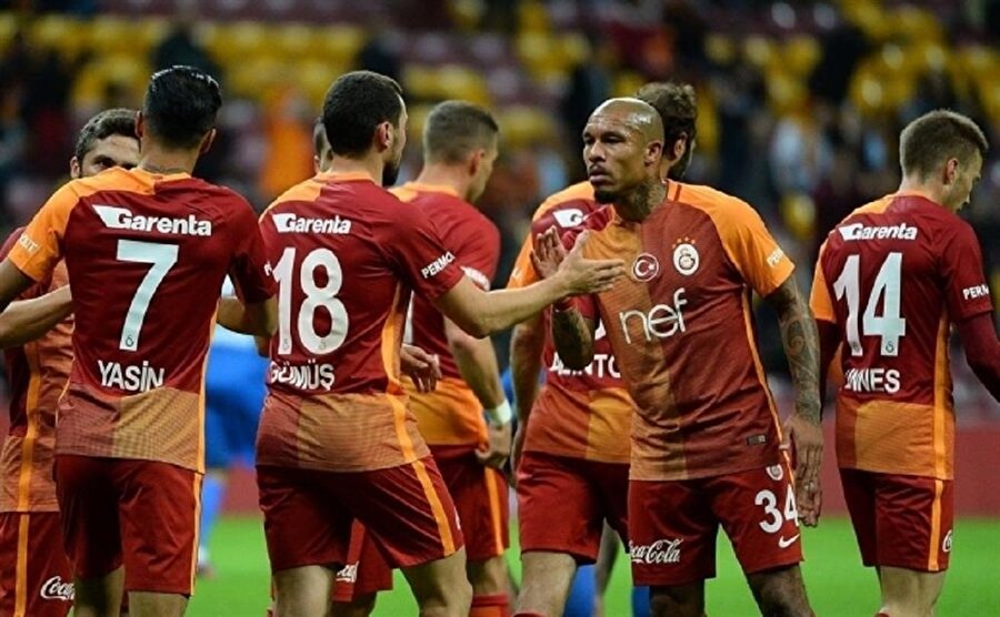 Galatasaray De Jong'u göndermek için sözleşmesini feshedecek