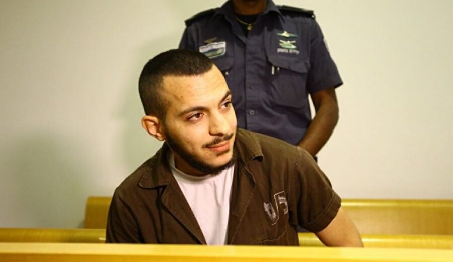 İsrail, tarihte ilk defa İsrailli bir Arap'ı vatandaşlıktan çıkardı.
(4 cinayet teşebbüsünden suçlu bulunan Alaa Reid Ahmed Zeyud)