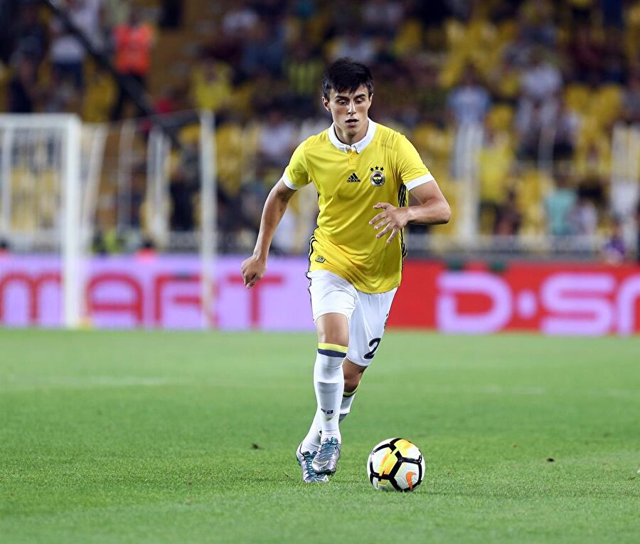 Fenerbahce Elmas Ini Neden Oynatamiyor