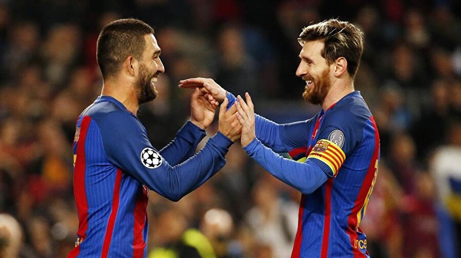​Arda Turan'dan Galatasaray'ı heyecanlandıran istek: 66 Numarayı kimseye vermeyin!