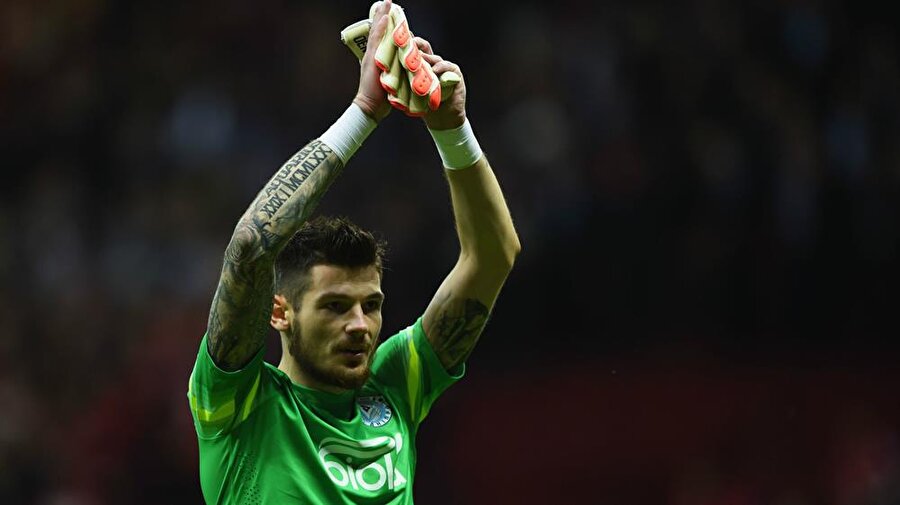 ​Beşiktaş taraftarı çok sevinecek! Takımdan ayrılıyor!