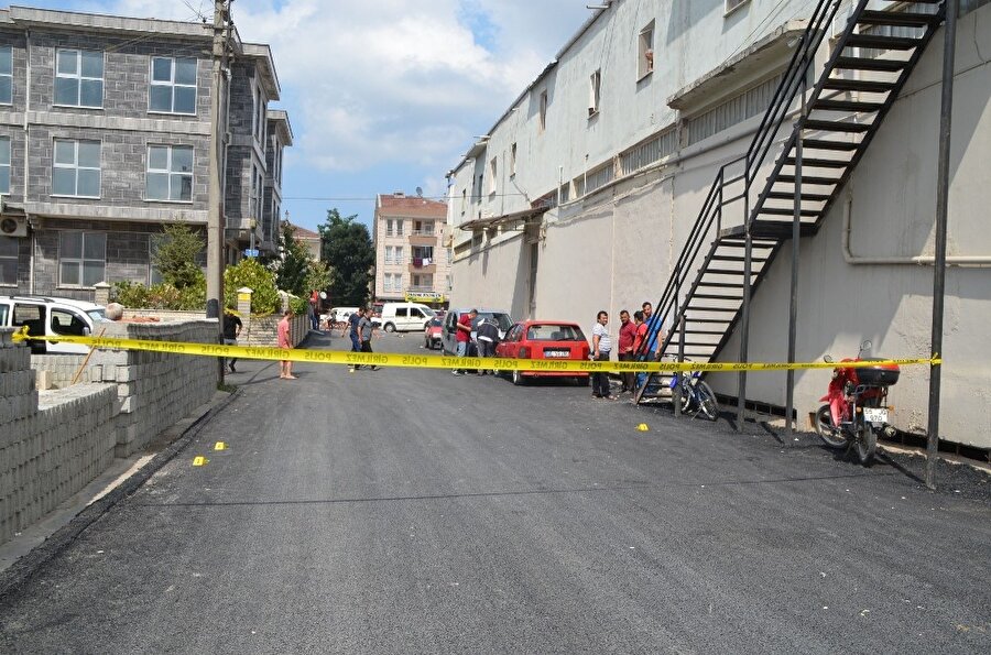 Dayak yiyen genç kızı korumak istedi, pompalı tüfekle vuruldu