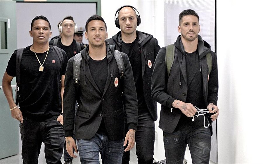 Sosa ve Gomez kadro dışı kaldı! Türkiye'ye mi geliyorlar?