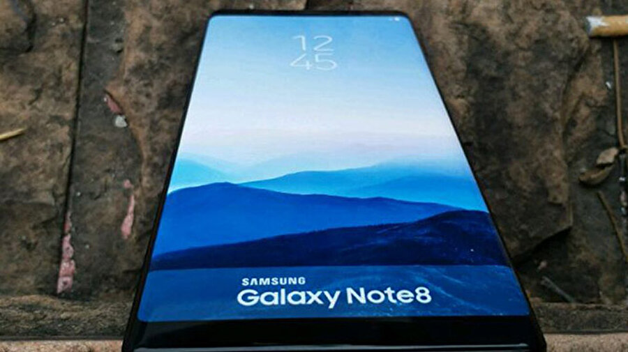 İşte Galaxy Note 8'in belki de tanıtımından önce paylaşılan son görselleri: 
