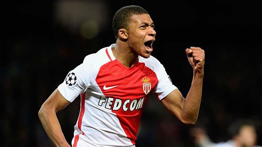 Fransız basını duyurdu: Kylian Mbappe PSG'de​